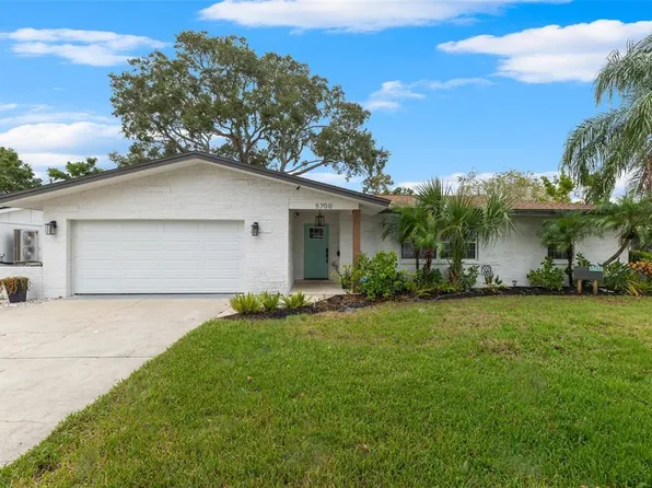 5700 Bayou Grande Blvd NE, Saint Petersburg, FL 33703