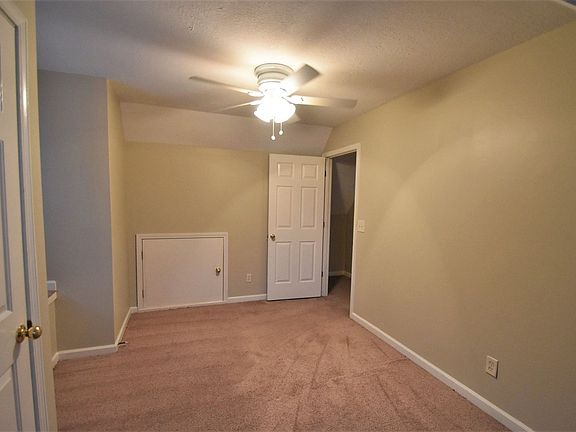 5th image of 3590 Jasmine Cove Ln
