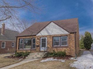 3811 N 87th St, Milwaukee, WI 53222