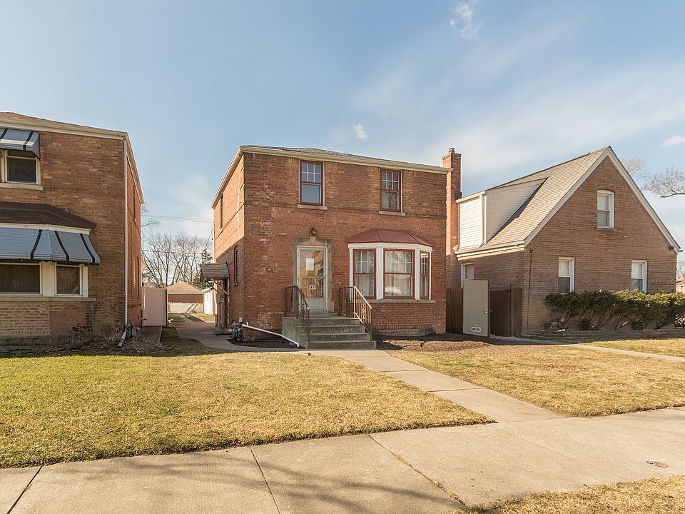 1st image of 830 Marshall Ave
