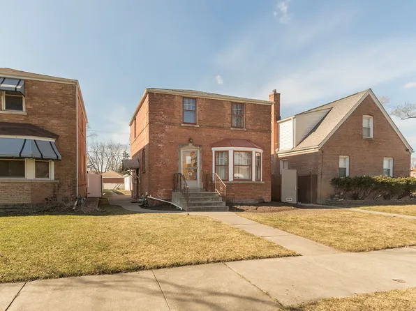 830 Marshall Ave, Bellwood, IL 60104