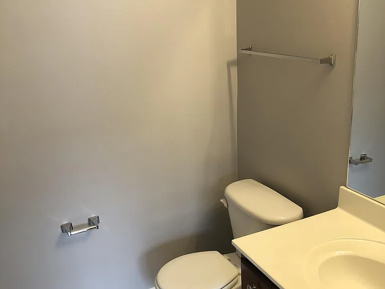 2961 S Rutherford Blvd #B-4 — Photo 14
