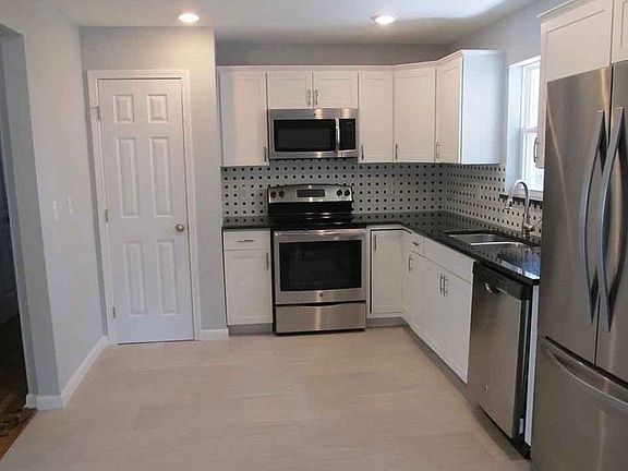 4th image of 5533 Paulbett Dr