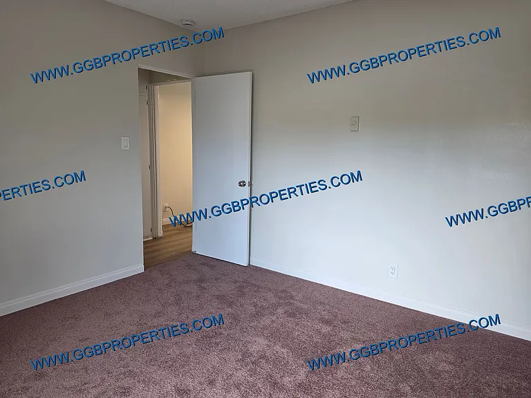 549 Nebraska Ave — Photo 11