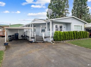748 Mountain Villa Dr, Enumclaw, WA 98022