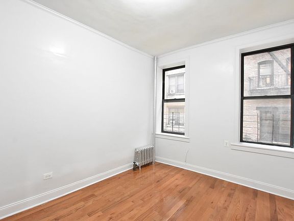 3rd image of 558 W 164th St APT 1E