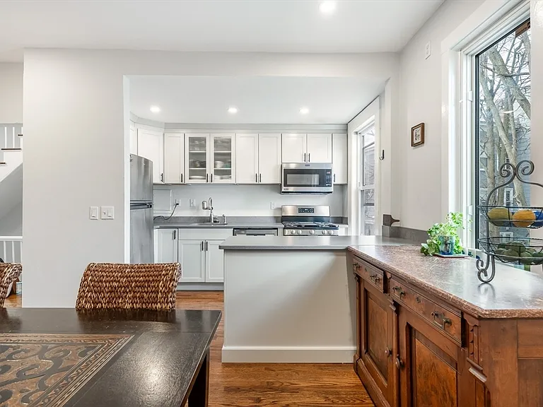 231 Broadway #6 — Photo 13