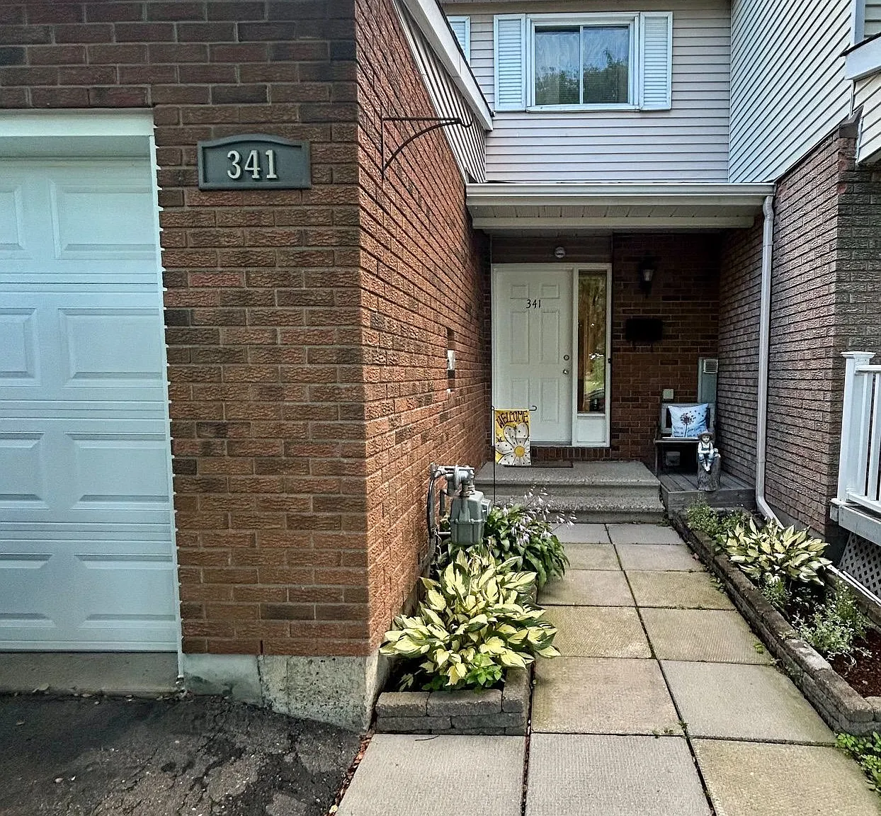 3 bed, $2,450 — Photo 1