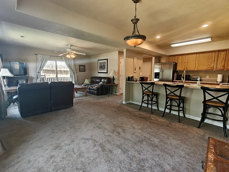 951 Euclid Ave #1 — Photo 10