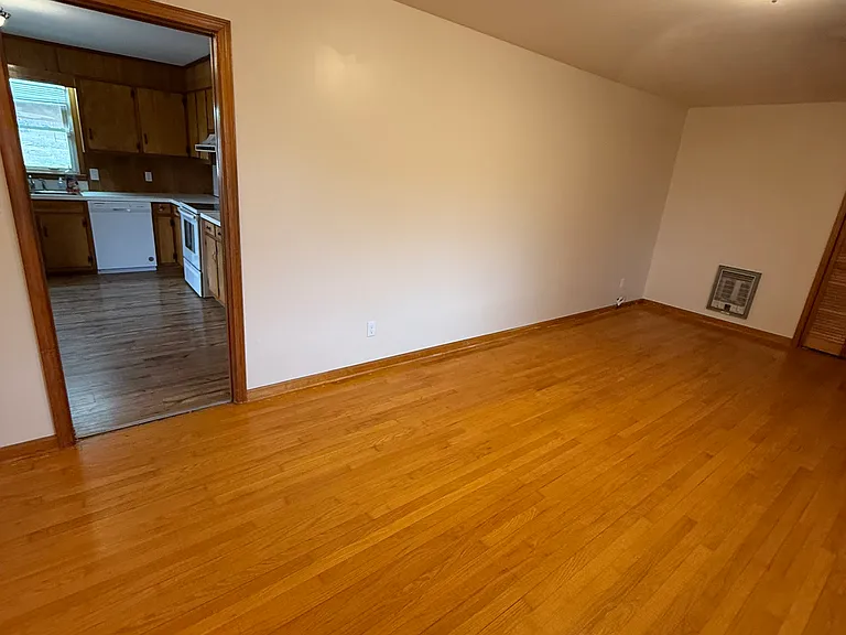 2022 Center Point Rd — Photo 10