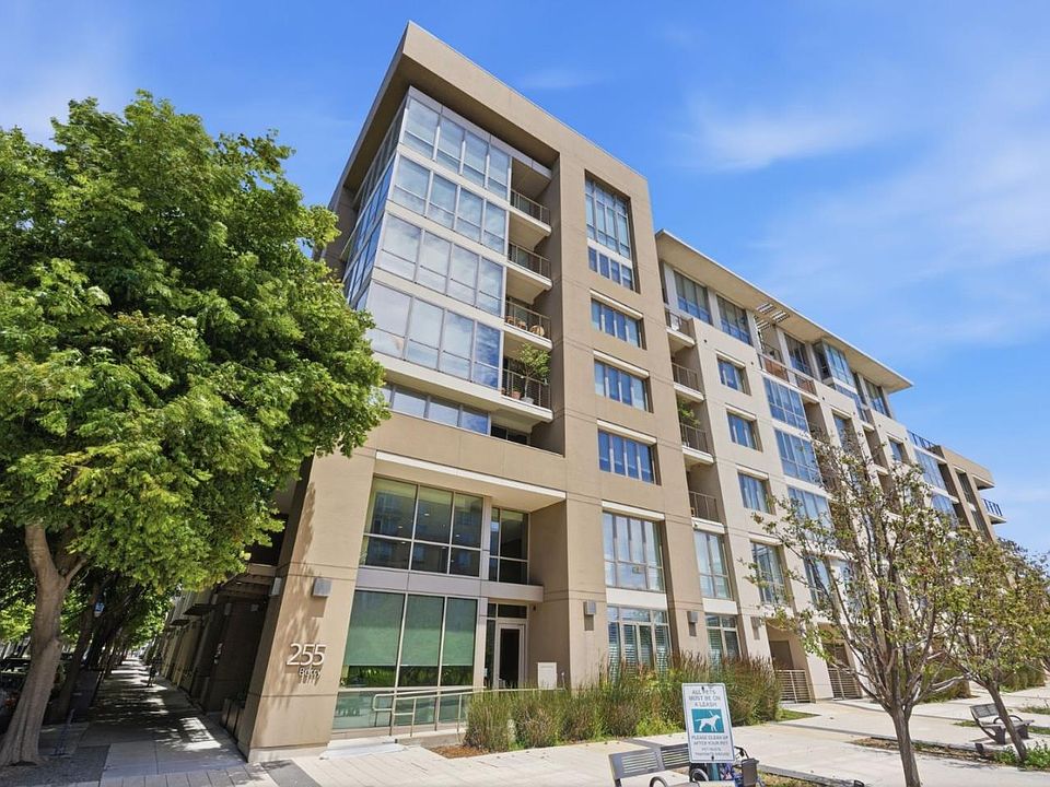 1st image of 255 Berry St APT 320