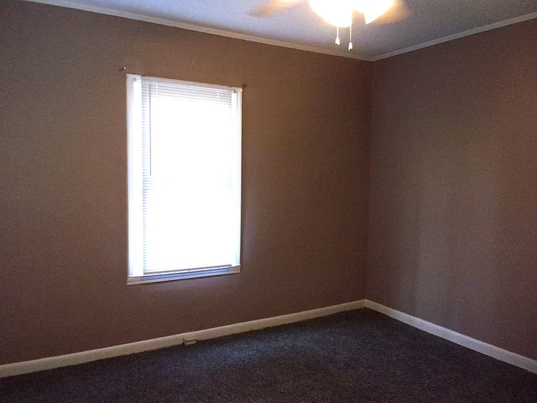 244 Rhea St — Photo 9