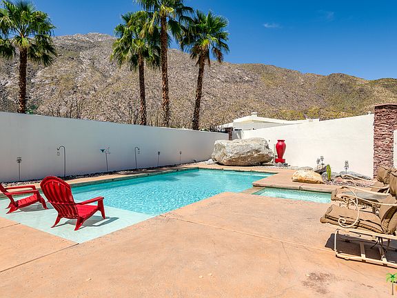 5th image of 340 N Big Canyon Dr
