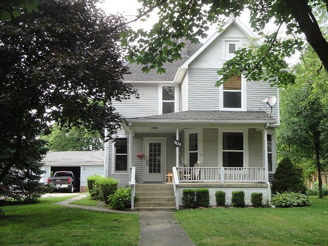 1st image of 704 E Honeywell Ave