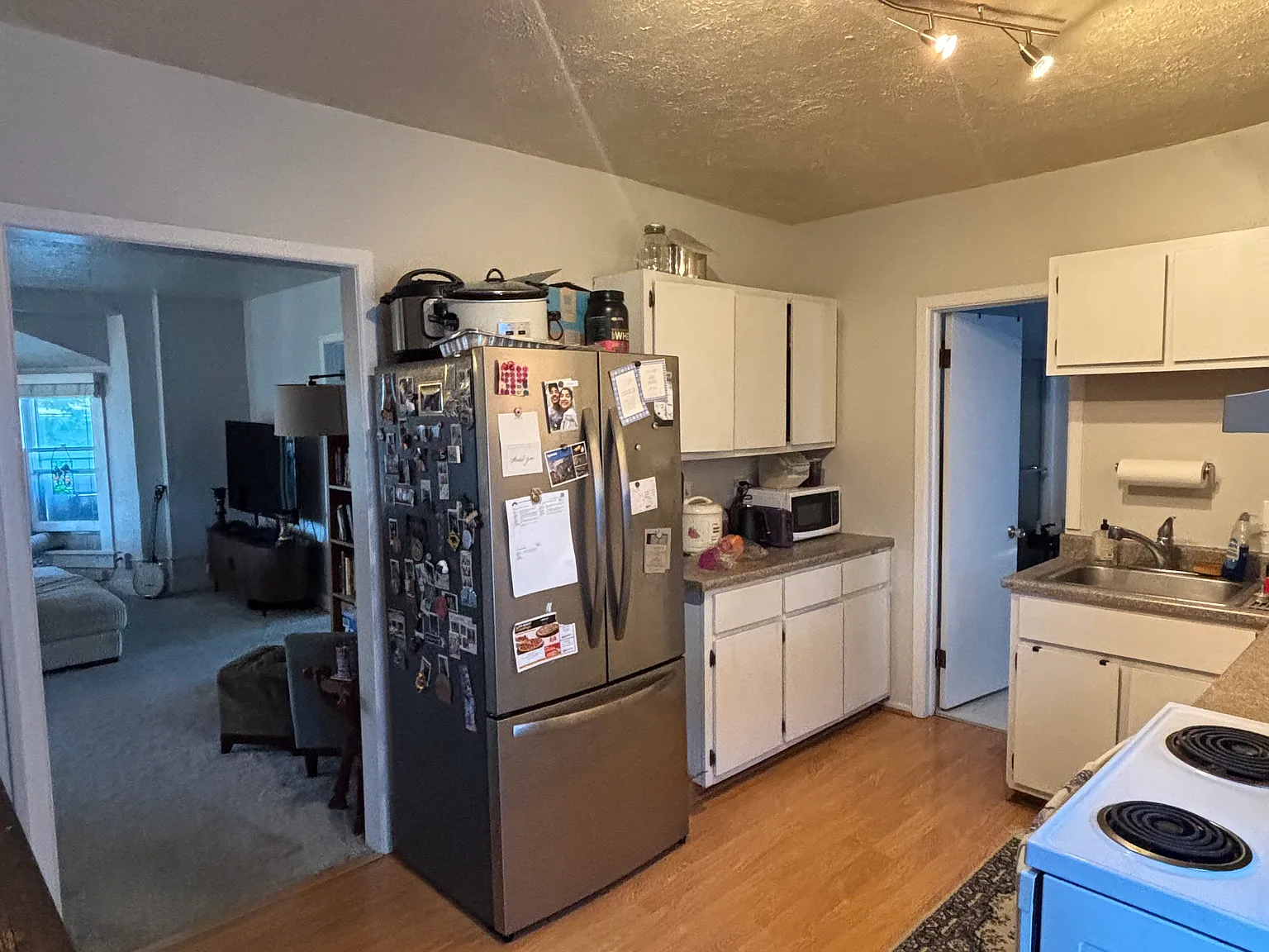 4525 Stuart Street — Photo 4