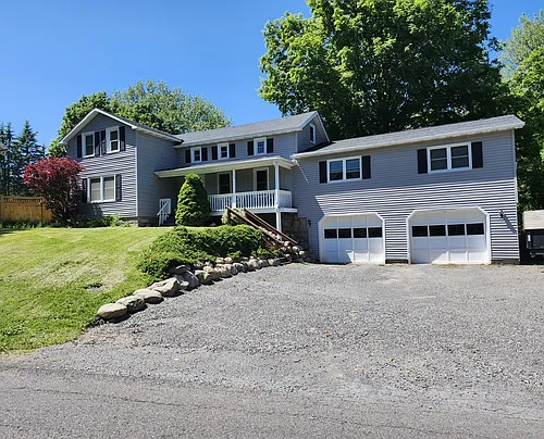829 Crow Hill Rd Photo 1