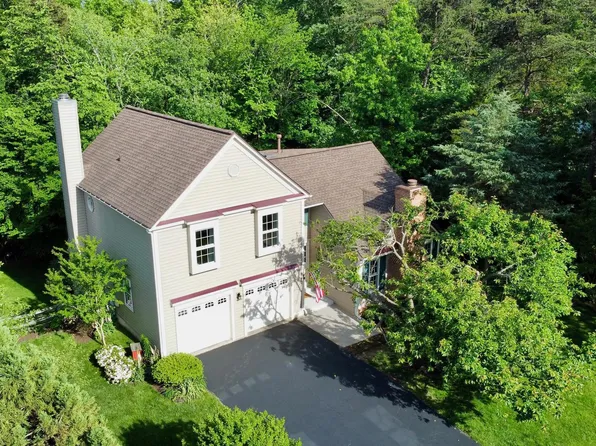 15155 Stratton Major Ct, Centreville, VA 20120