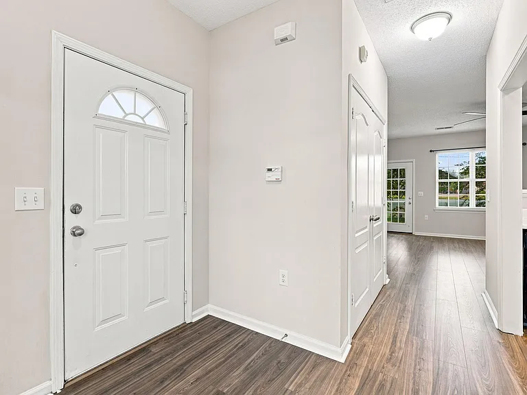 360 Willhaven Dr — Photo 10