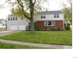 51 Willow Breeze Rd, Buffalo, NY 14223