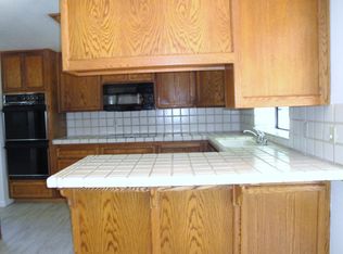 5451 Milgray Ct, Carmichael, CA 95608
