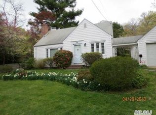 646 Park Ave, Huntington, NY 11743