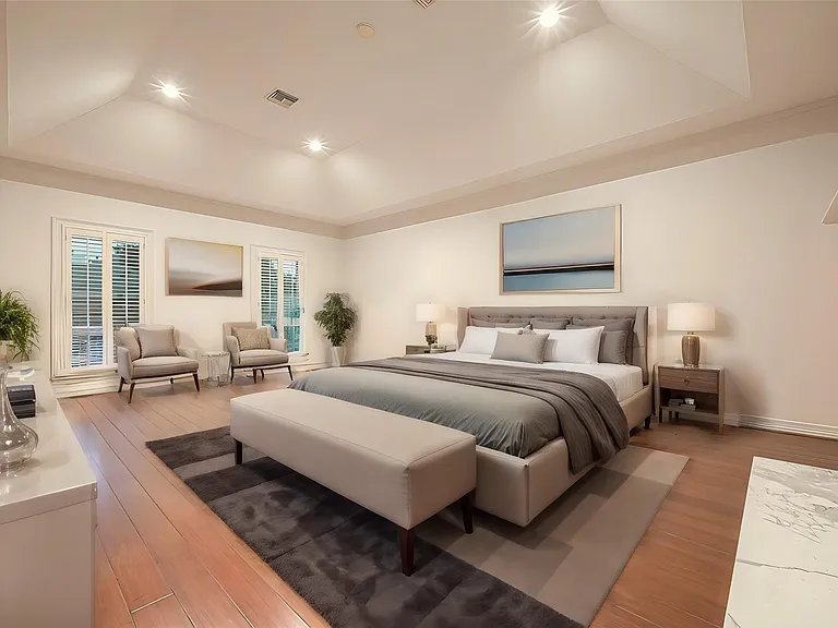 983 S Post Oak Ln — Photo 30