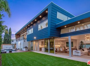 1127 Victoria Ave, Venice, CA 90291