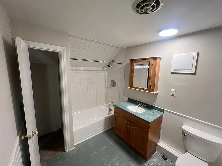 172 Chestnut St — Photo 28