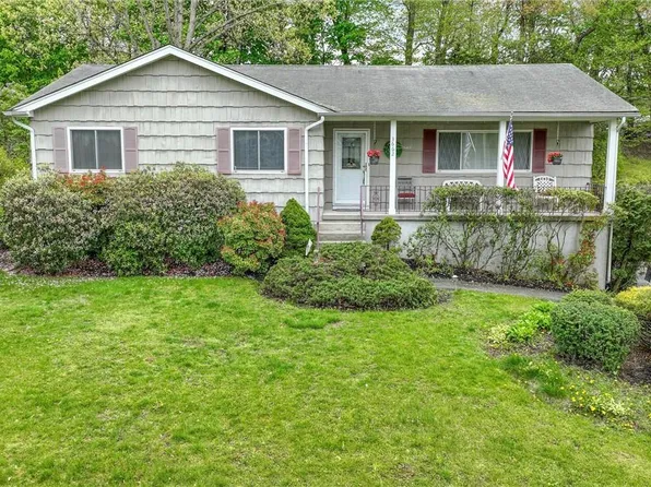 3662 Edgehill Road, Yorktown Heights, NY 10598