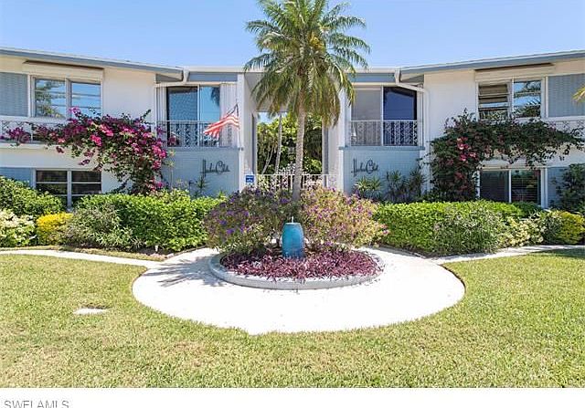 1st image of 1624 Gulf Shore Blvd N