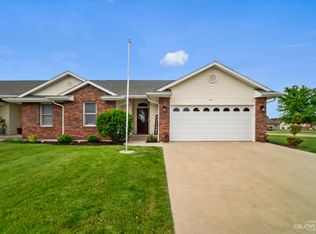 401 Lake Lida Ln, Rochelle, IL 61068