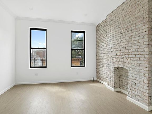 5th image of 287 Clarkson Ave APT 4L