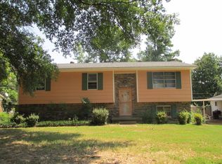 3654 Naylor Dr, Memphis, TN 38128