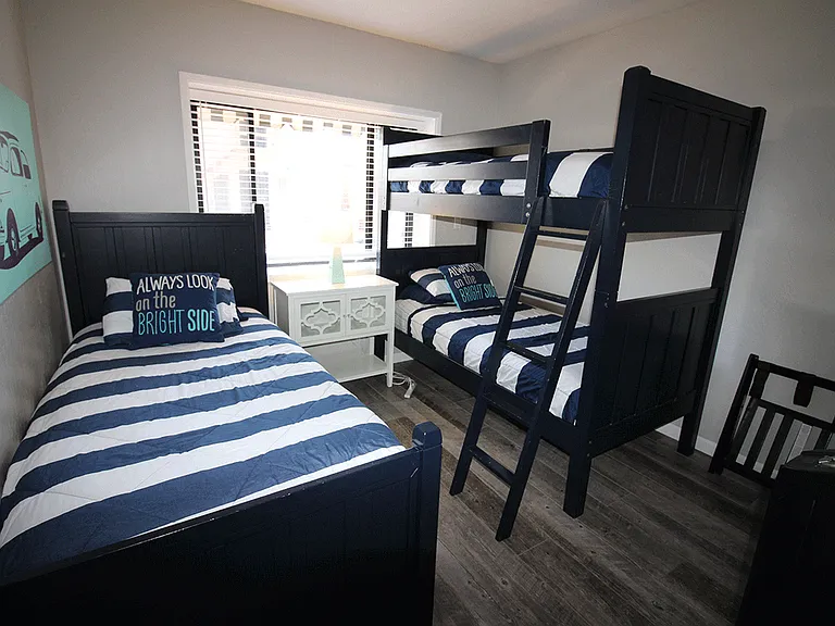 824 Island Ct #1 — Photo 19