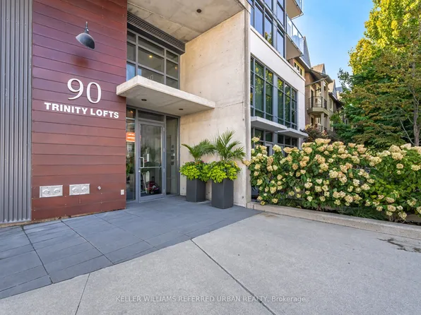 90 Trinity St #607, Toronto, ON M5A 0E4