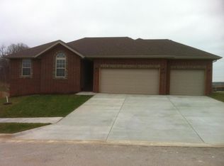 804 Windmill Dr, Ozark, MO 65721