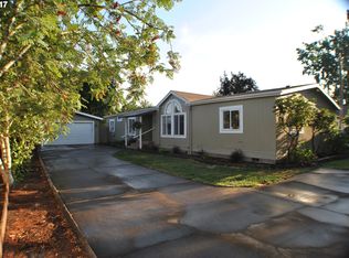 30 River Loop 1, Eugene, OR 97404