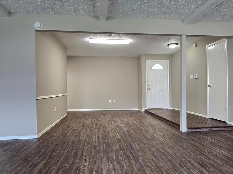 23019 Tree Bright Ln — Photo 3
