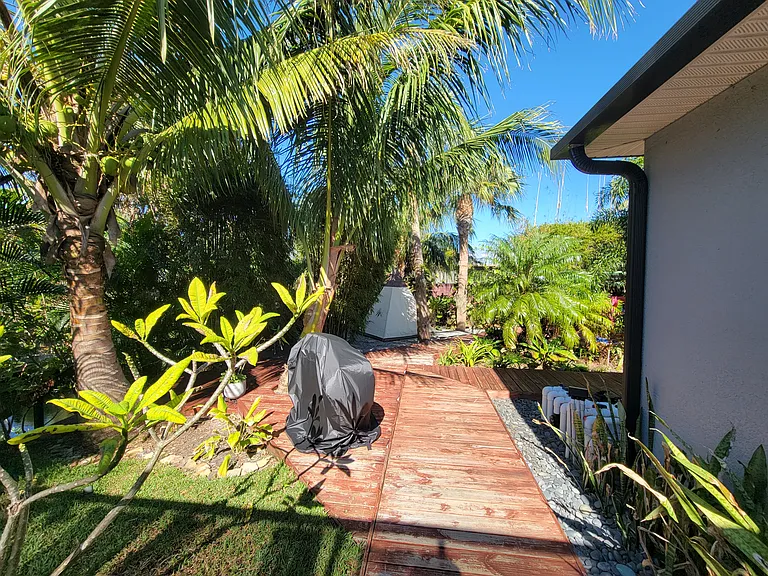 27180 Williams Rd — Photo 39