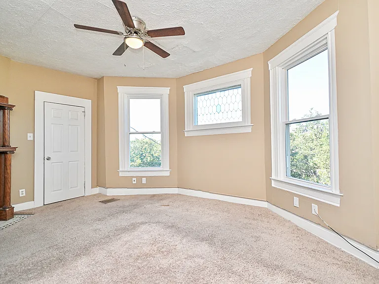 962 Hawthorne Ave #2 — Photo 12