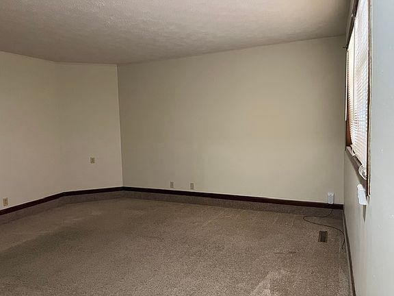 5th image of 541 N Belview Ave APT C