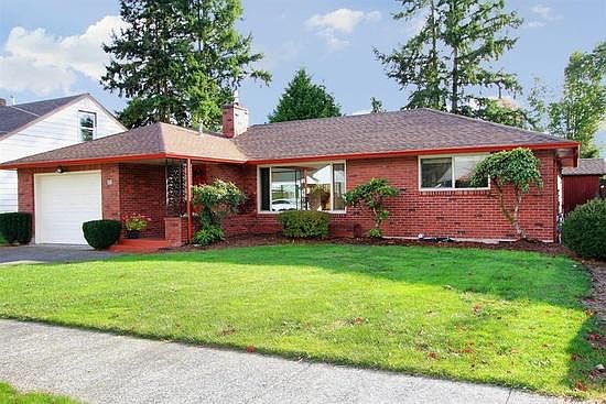 1st image of 602 8th Ave NW