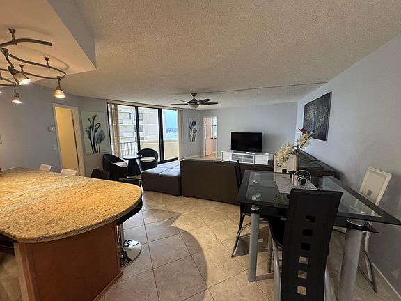 4th image of 2800 N OCEAN Drive #A-22B