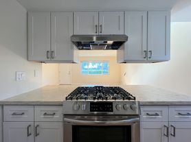 311 W Palm Ave, El Segundo, CA