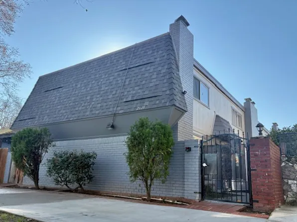 C Street Townhomes