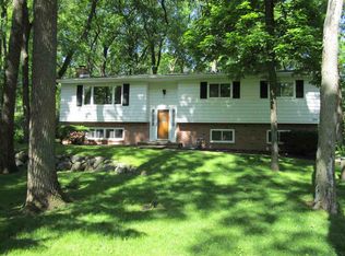 1875 Paddock Pl, Oregon, WI 53575