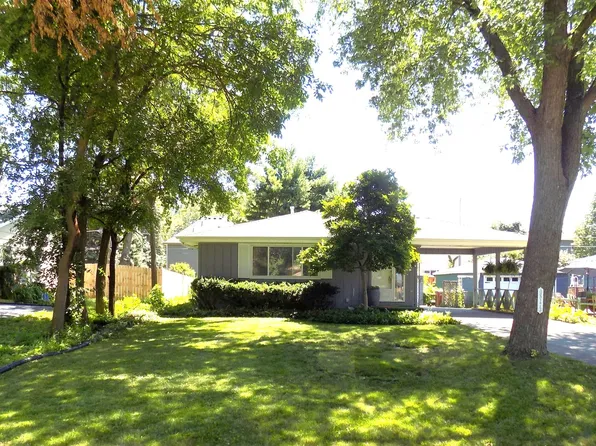0N173 Elmwood St, Winfield, IL 60190