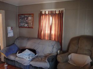 207 E Sanderson St, Yates Center, KS 66783