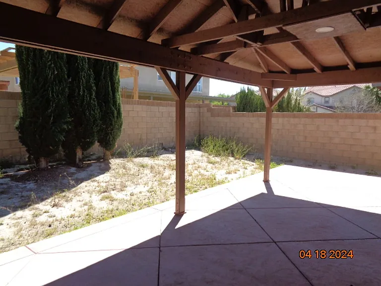 2064 W Avenue K #6 — Photo 28