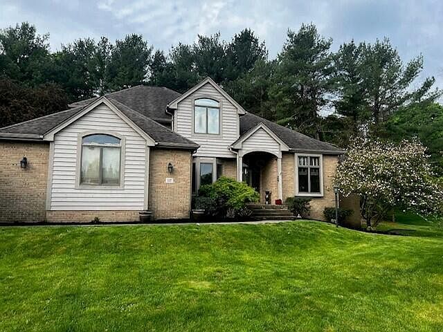 1st image of 117 Glyn Tawel Dr